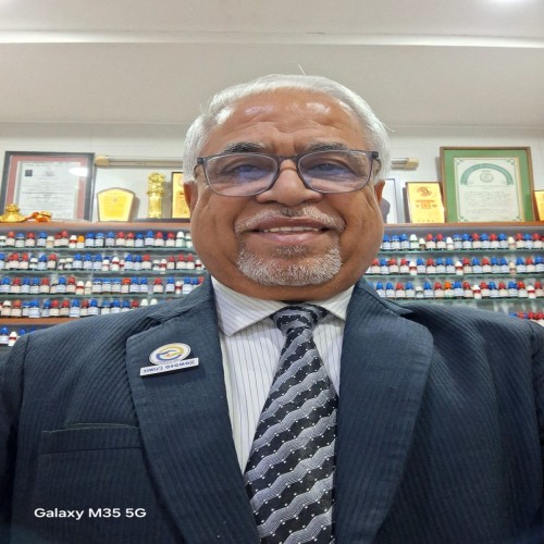 Dr Dinesh Chawla